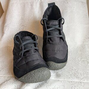 Keen Women’s Black Quilted Howser Chukka Boots Slipper Indoor / Outdoor Size 8.5
